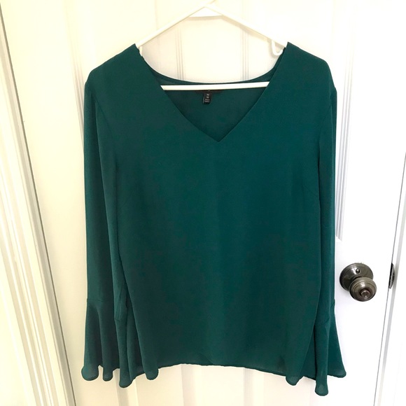 Banana republic forest green ALL TOPS 3/20$! - Picture 1 of 3